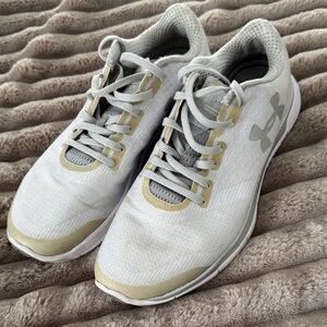 Under Armour Light Gray and Cream Athletic Shoes